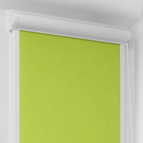 Кассетные рулонные шторы УНИ на балконную дверь